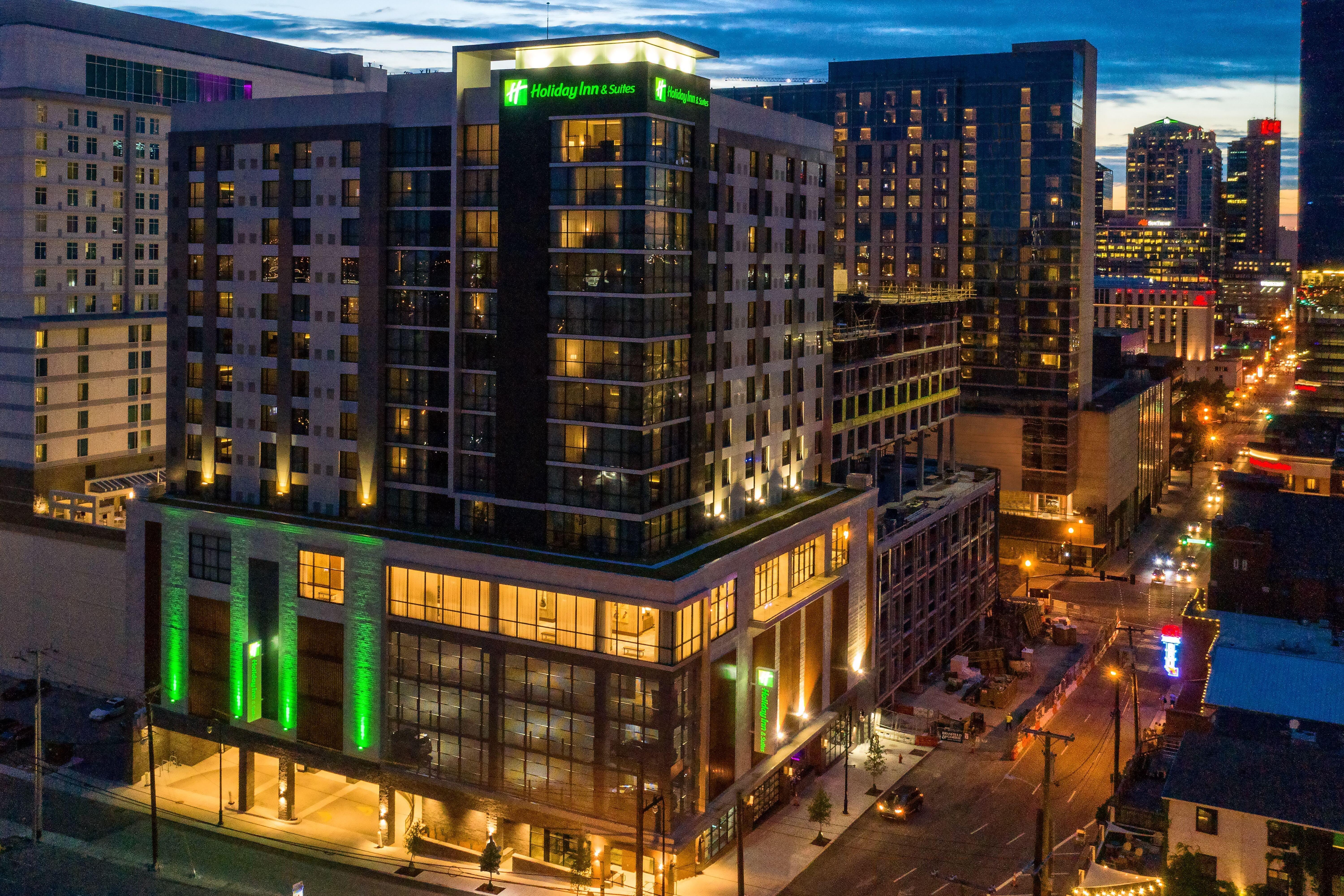 Holiday Inn & Suites Nashville Downtown Broadway Экстерьер фото